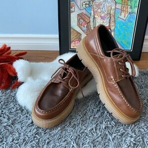 B2 Leather Lace-Up Shoes